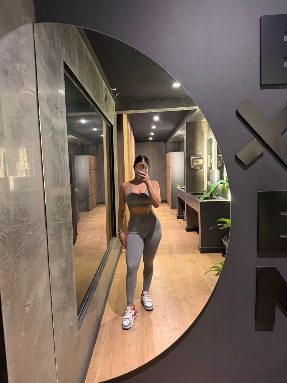 Best Thick Brunette Creators Right Now set two photo 4