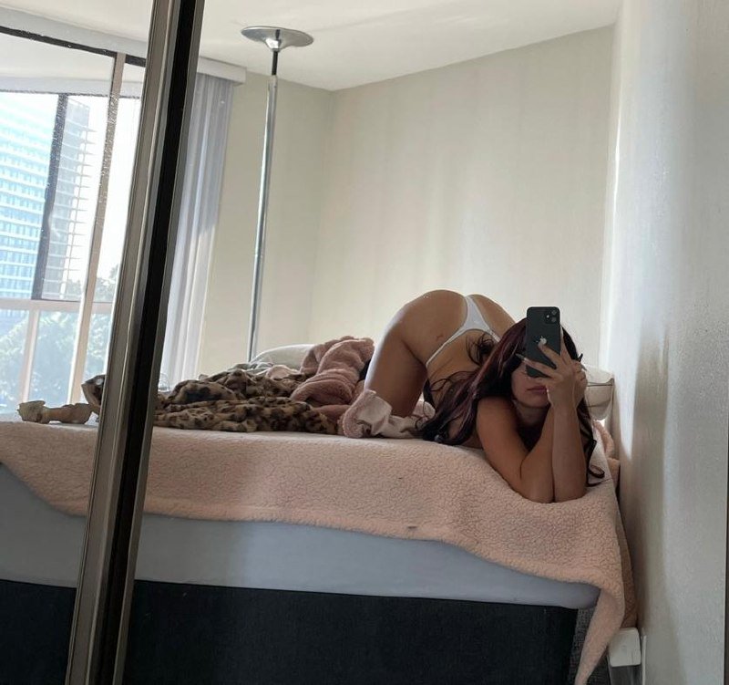Nikki petite brunette image 4